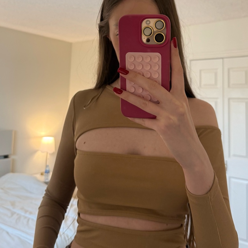 Elegant Tan Off-Shoulder Women's Top